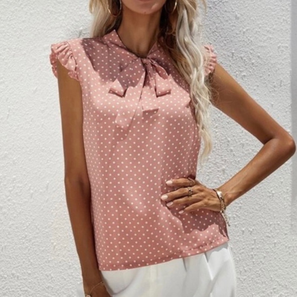 NWOT Polka Dot flying sleeve Chiffon Shirt with Bow Tie. Tied up neck.